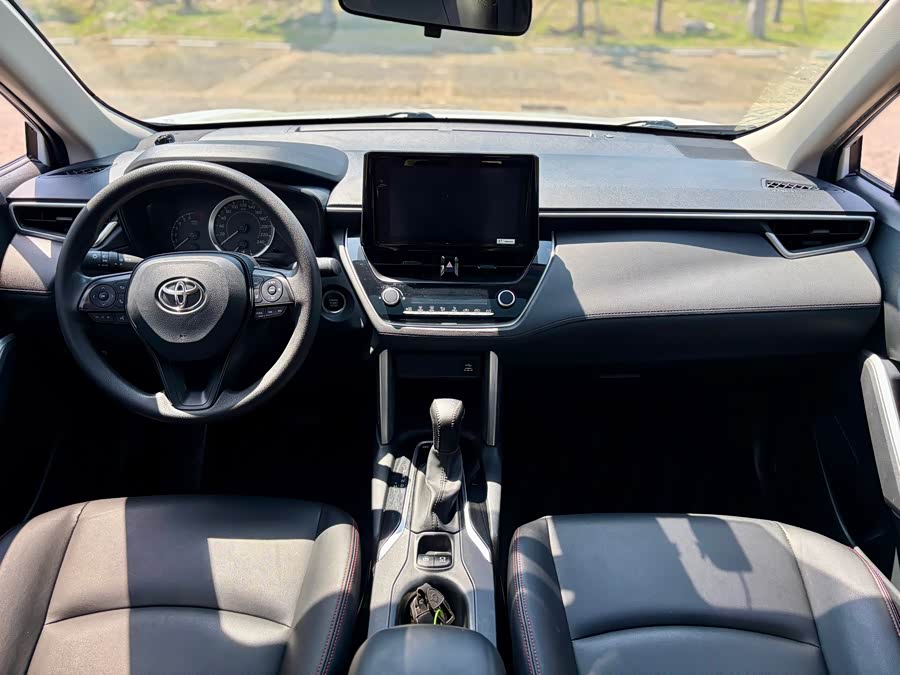 Toyota Corolla Cross 2022 car image #14