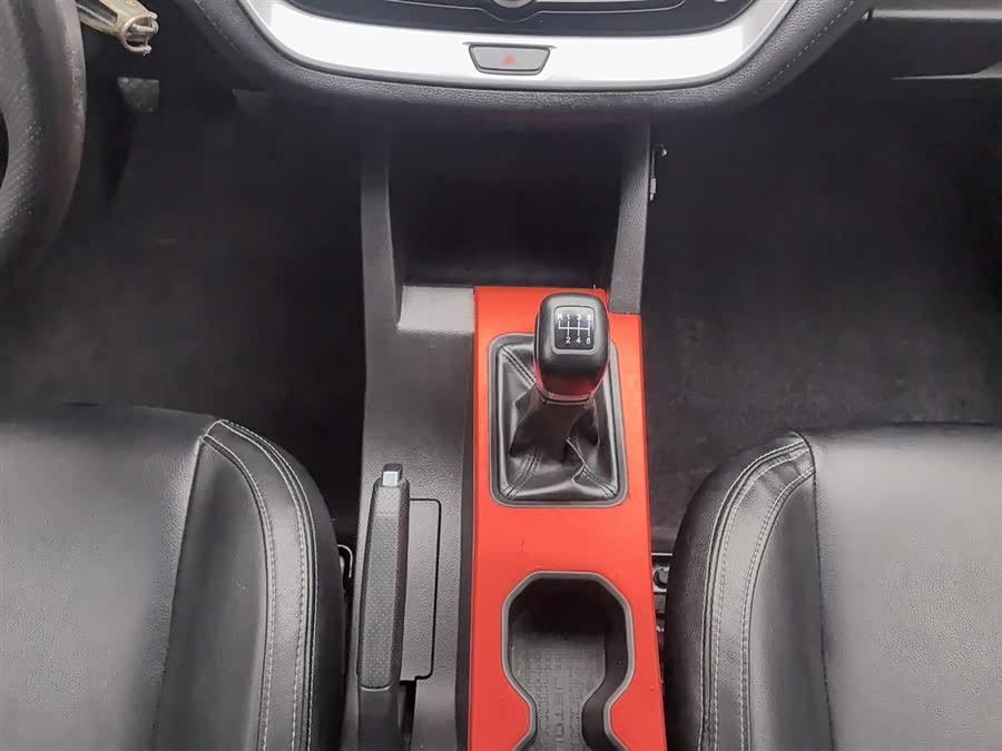 X70M 2020 car image #14