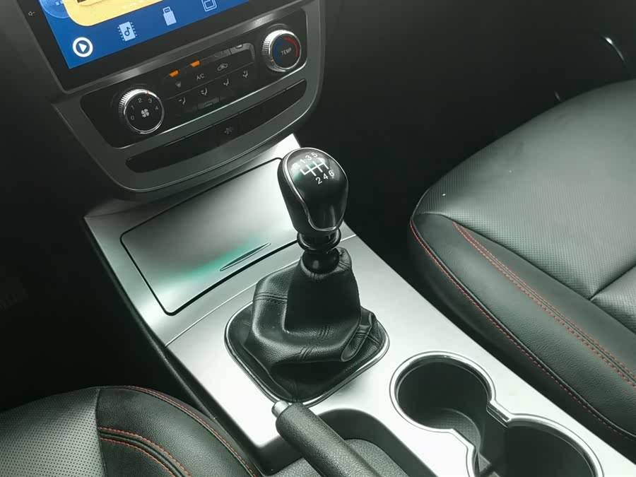 JAC 2023 car image #14