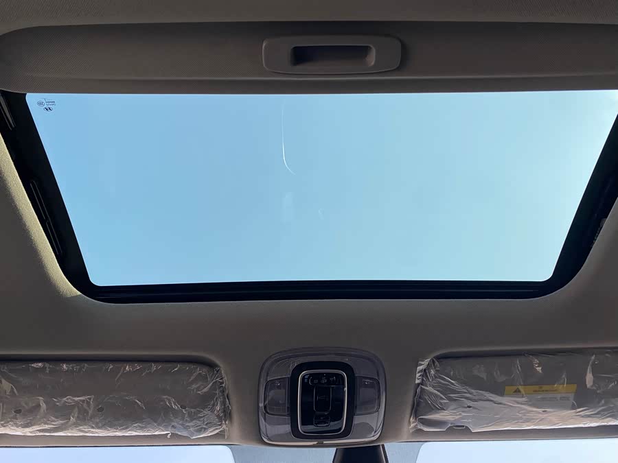 Hyundai Elantra 2022 car image #14