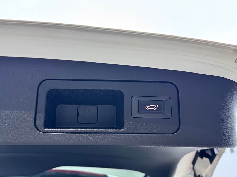 GAC Trumpchi GS8 2018 imagem de carro #14