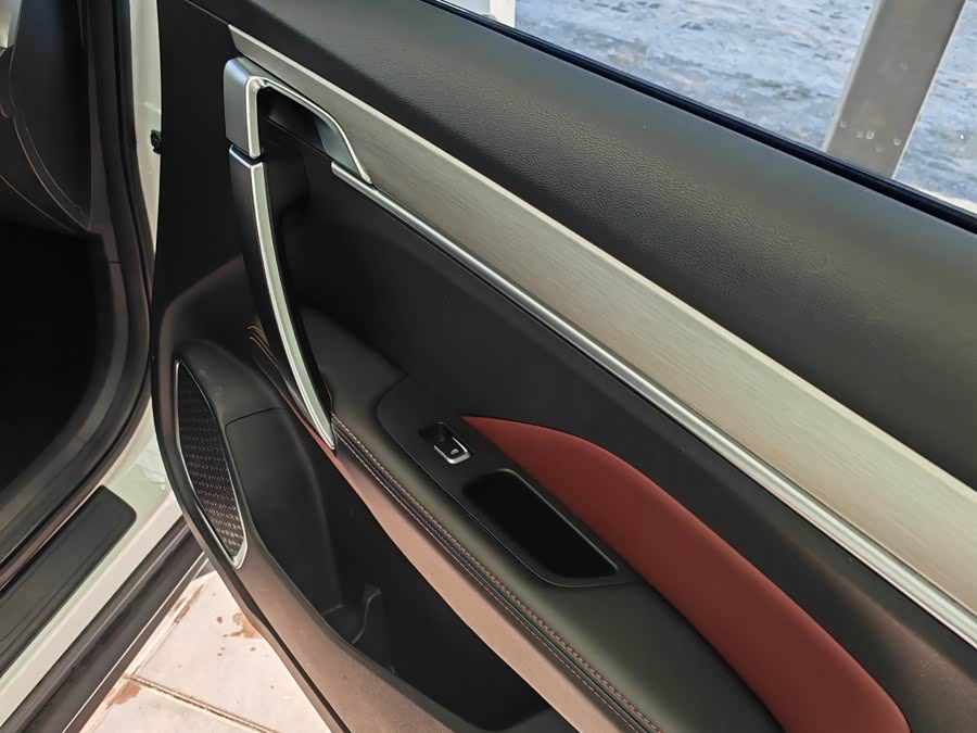 GEELY Coolray 2022 car image #14