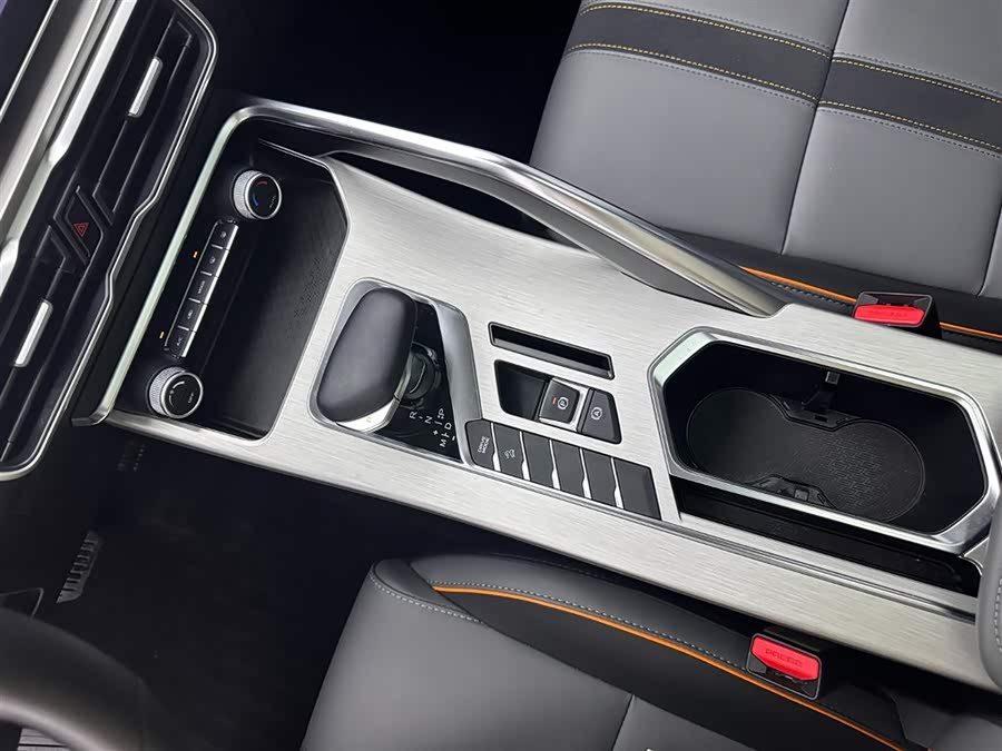GEELY Coolray 2023 car image #14