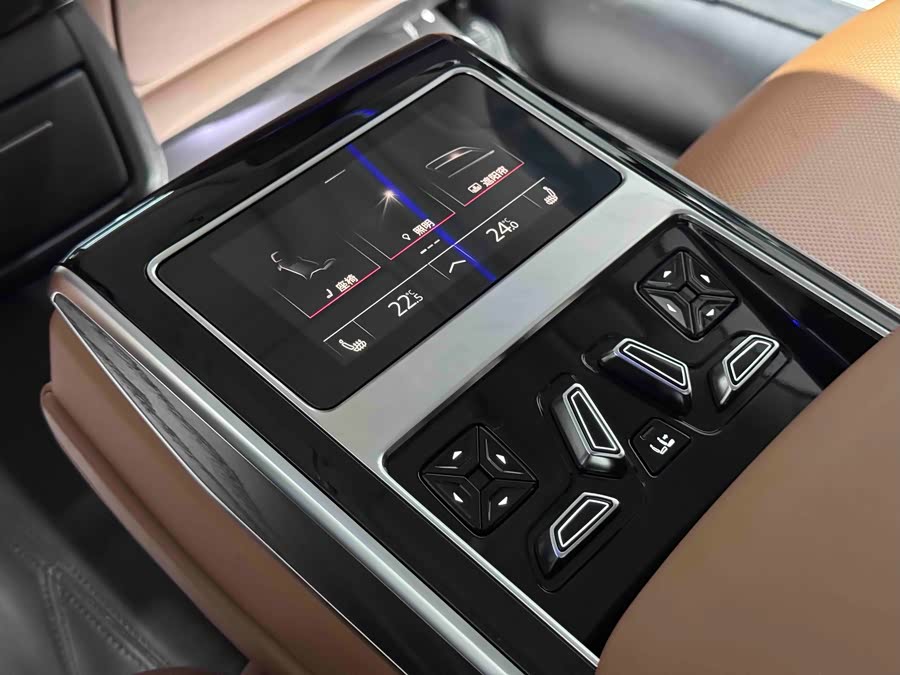 Audi A8 2023 imagen de coche #14