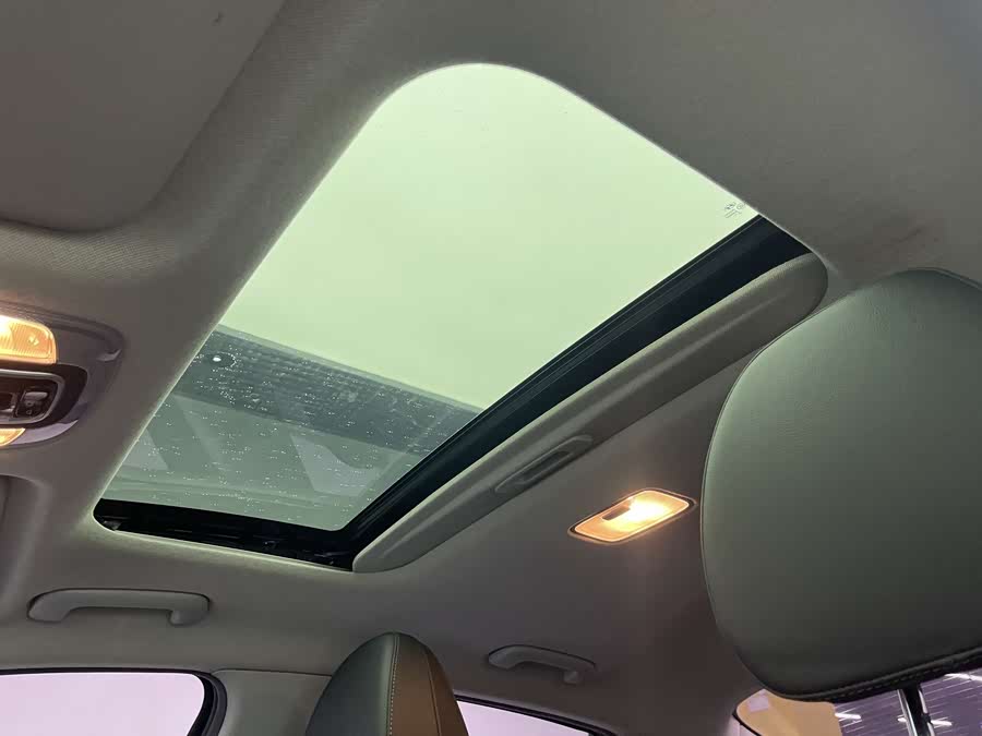 Hyundai Elantra 2021 immagine di auto #14