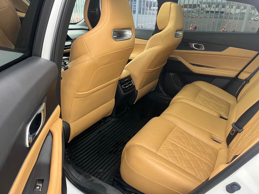 Changan UNI-K 2021 immagine di auto #14