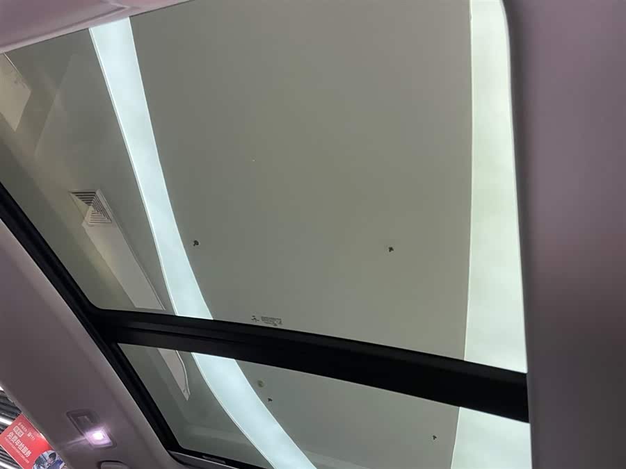 Volkswagen Passat 2020 car image #14