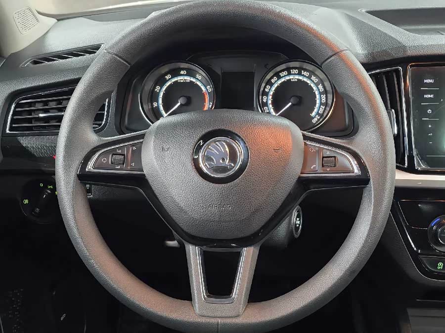 Skoda Kamiq 2019 #14 Skoda Kamiq 2019 car image #14