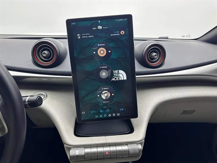 BYD Dolphin 2022 صورة سيارة #14