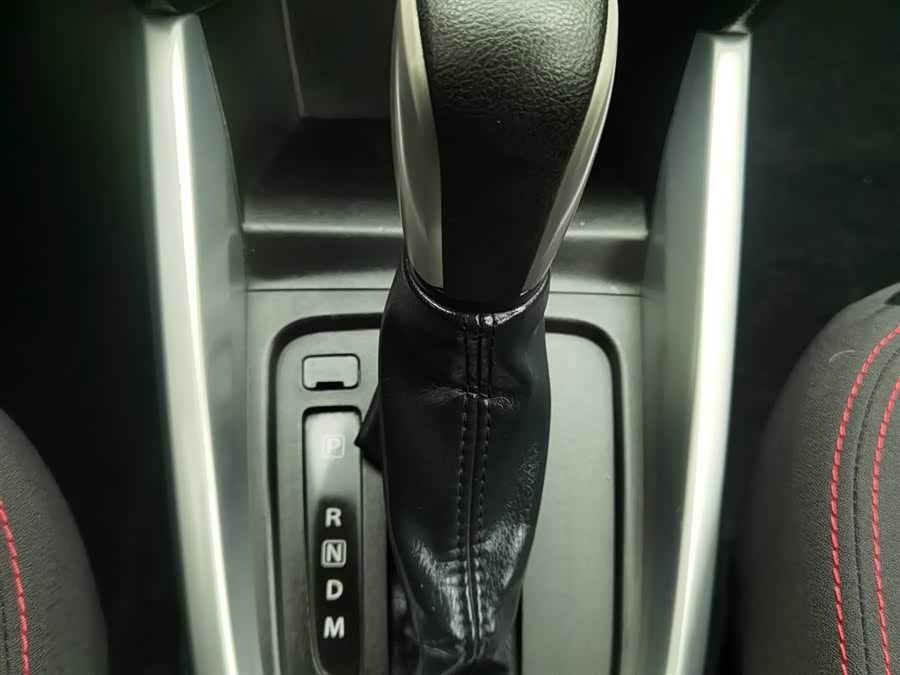 铃木 维特拉 2016 汽车图片 #14