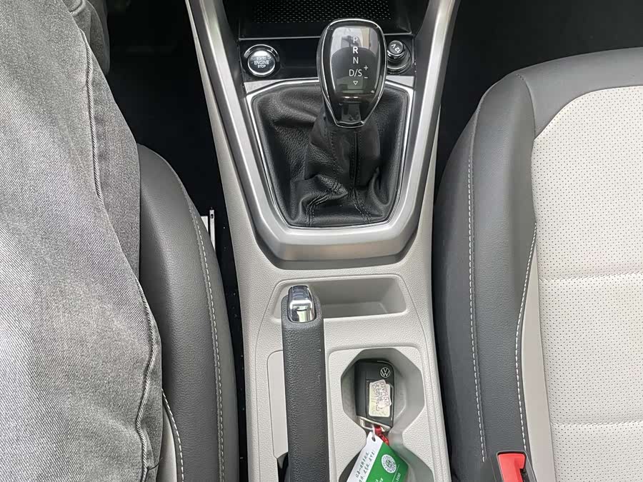 Volkswagen T-Cross 2022 car image #14
