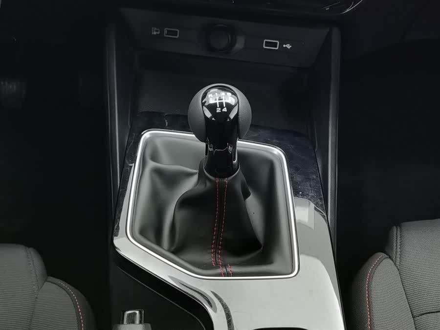MG 5 2025 car image #14
