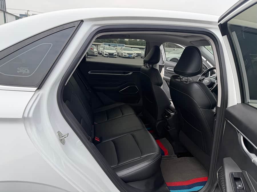 GEELY Emgrand 2021 car image #14