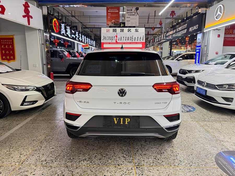 Volkswagen T-Roc 2022 car image #14