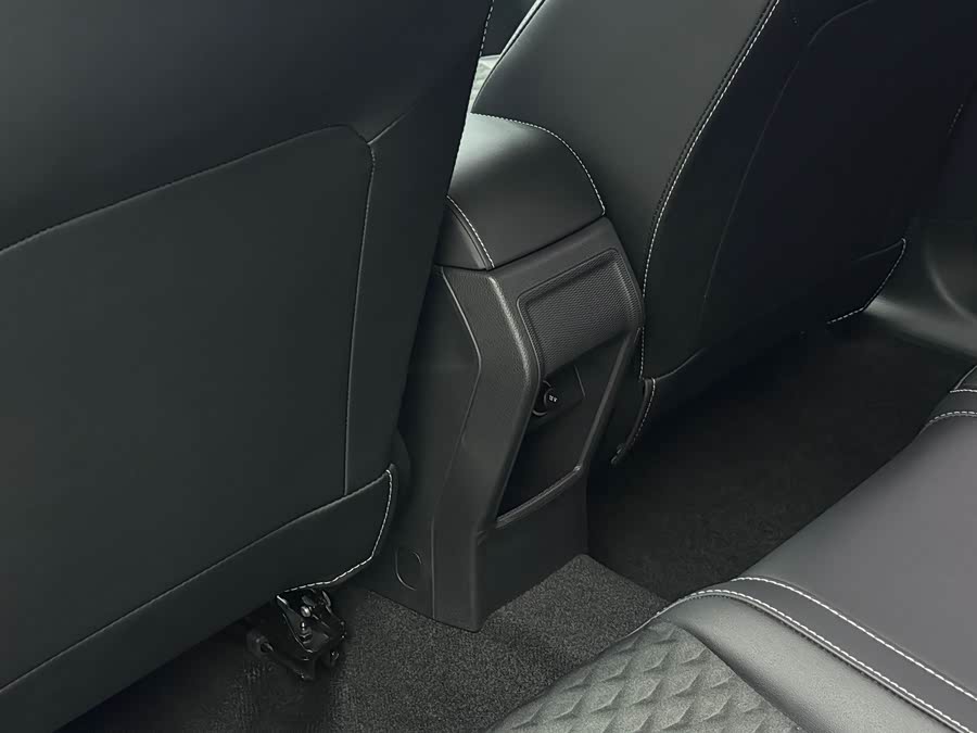 Skoda Kamiq 2022 car image #14