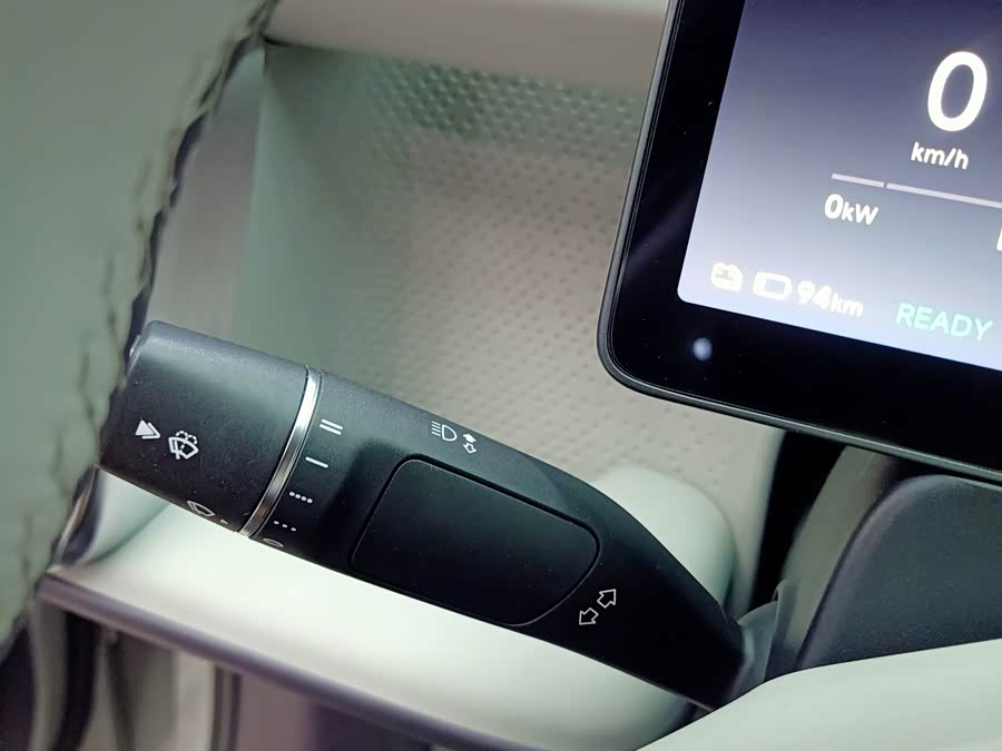 零跑汽车 零跑B10 2025 汽车图片 #14