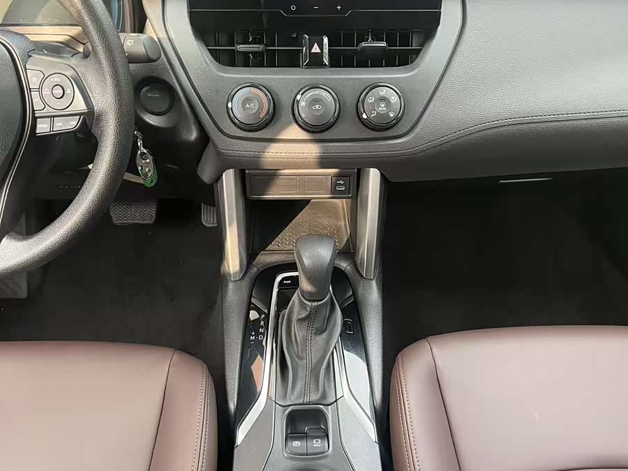 Toyota Corolla Cross 2023 car image #14