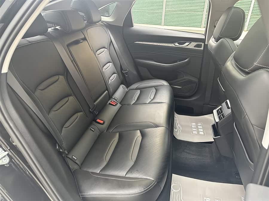 GEELY Preface 2023 image de voiture #14