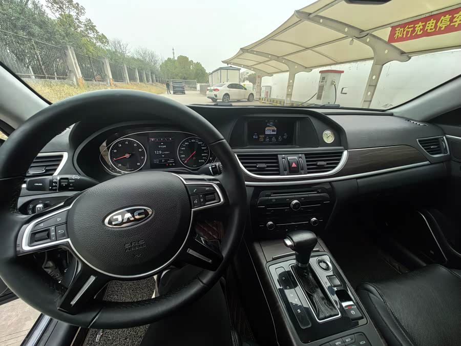 JAC 2019 car image #14