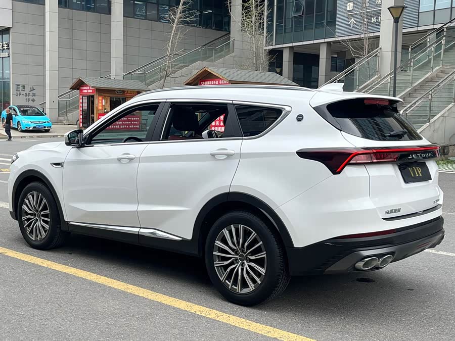 Jetour X70 PLUS 2024 car image #14