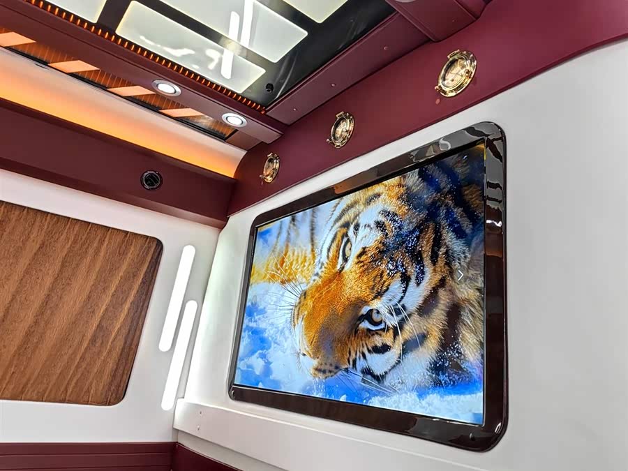 Mercedes-Benz GLE Class 2024 car image #14