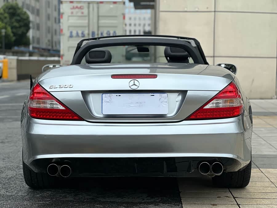 Mercedes-Benz SL Class 2010 car image #14