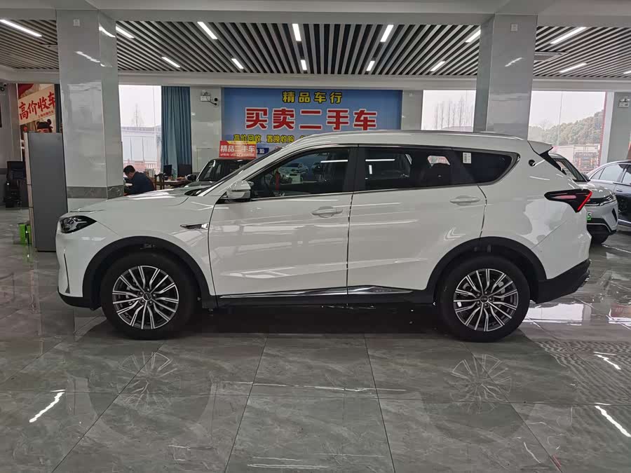 Jetour X70 PLUS 2025 #14 Jetour X70 PLUS 2025 car image #14
