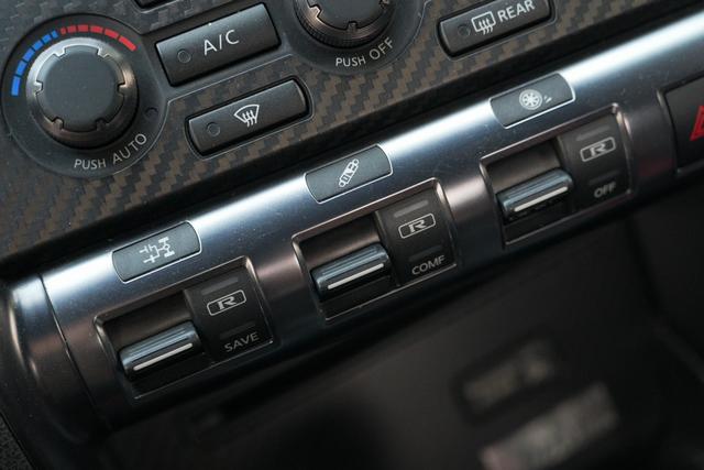 日产 日产GT-R 2013 汽车图片 #14