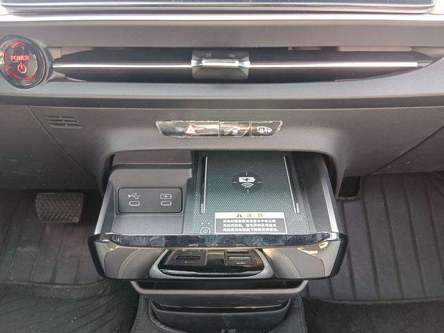 Honda e:NS2 2024 #14 Honda e:NS2 2024 car image #14