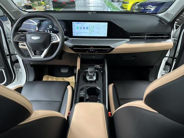 GEELY OkavangoPRO 2024 car image #14