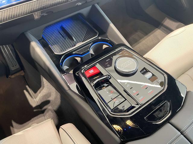 BMW M5 New Energy 2025 car image #14