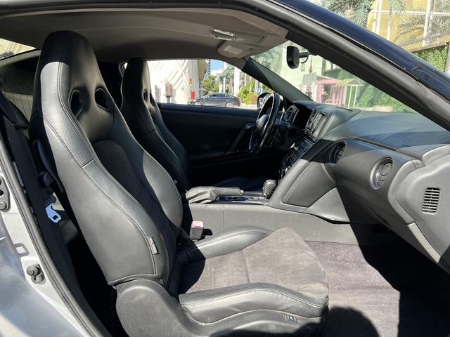 日产 日产GT-R 2011 汽车图片 #14