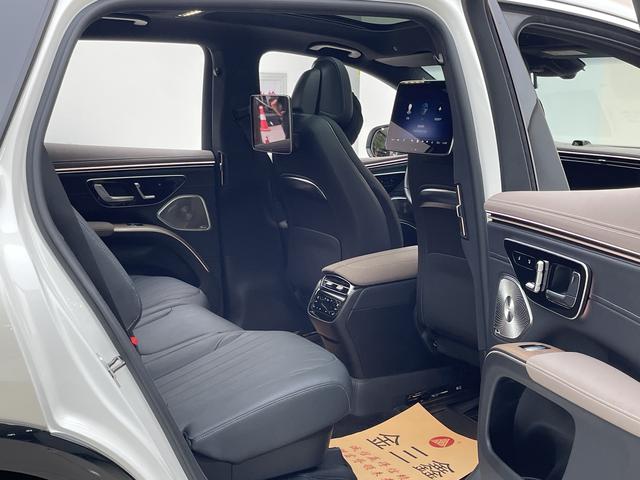 Mercedes-Benz EQS SUV 2025 car image #14