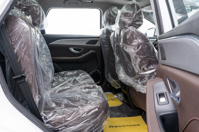 Jetour X95 2025 car image #14