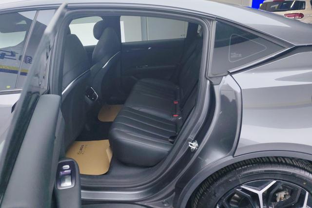 Deepal L07 2024 car image #14