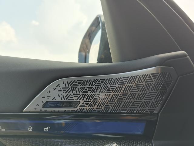 BMW M5 New Energy #14 BMW M5 New Energy صورة سيارة #14