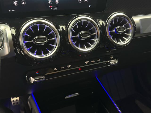 Mercedes-Benz GLB AMG 2022 #14 Mercedes-Benz GLB AMG 2022 imagen de coche #14