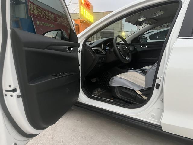 Changan Eado EV 2023 car image #14