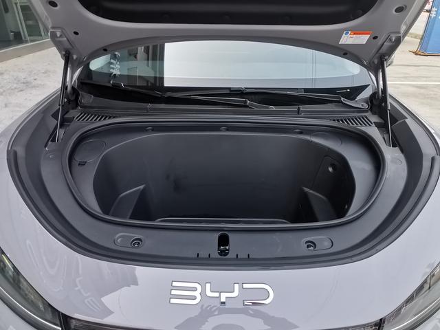 BYD Sea Lion 05 EV 2025 car image #14