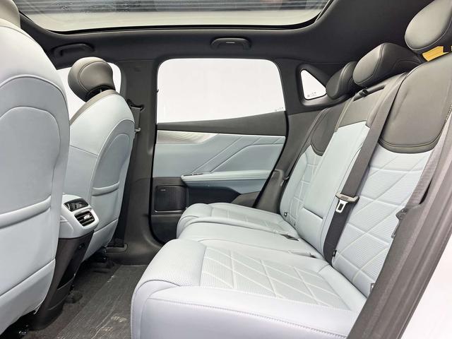 Deepal S05 2025 #14 Deepal S05 2025 car image #14