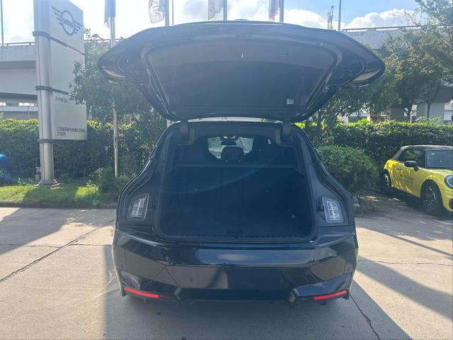 BMW iX 2022 car image #14