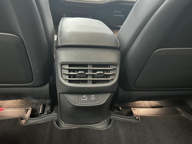 HongQi EH7 2024 car image #14