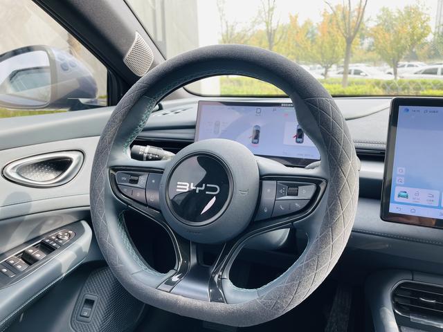 BYD Seal 06GT 2025 car image #14