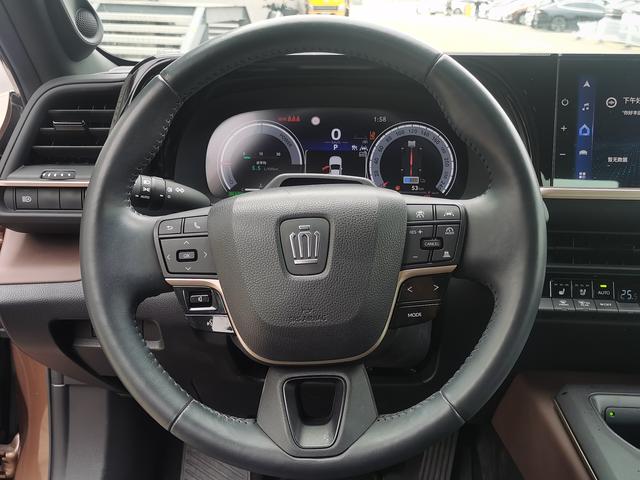 Toyota CrownSportCross 2023 image de voiture #14