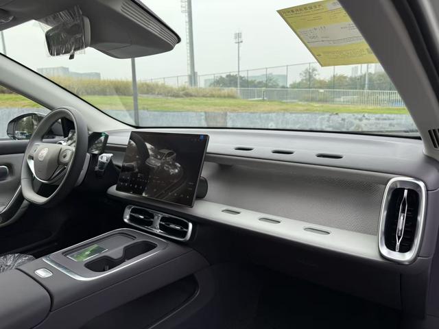 零跑汽车 零跑B01 汽车图片 #14