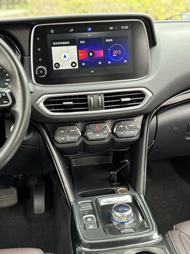 GAC ix4 2019 صورة سيارة #14