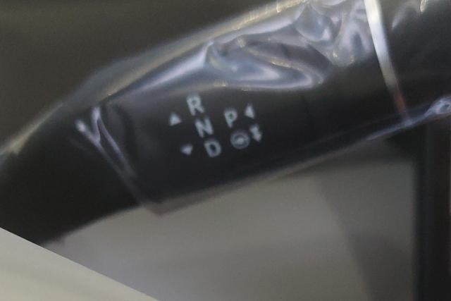 零跑汽车 零跑B01 2025 汽车图片 #14