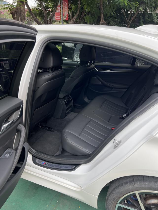 BMW 5 Series (Imported) 2021 imagem de carro #14