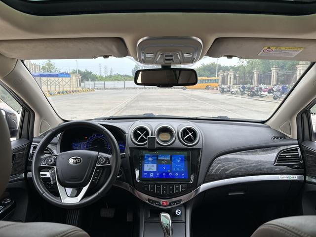 BYD S7 2017 #14 BYD S7 2017 car image #14