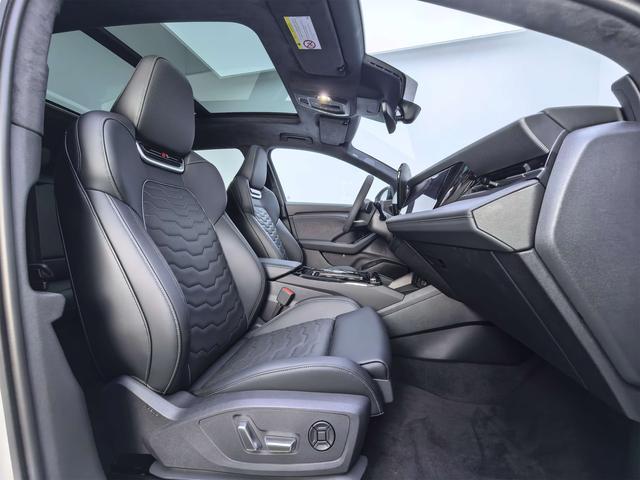 Audi Q6L Sportback e-tron 2025 #14 Audi Q6L Sportback e-tron 2025 car image #14